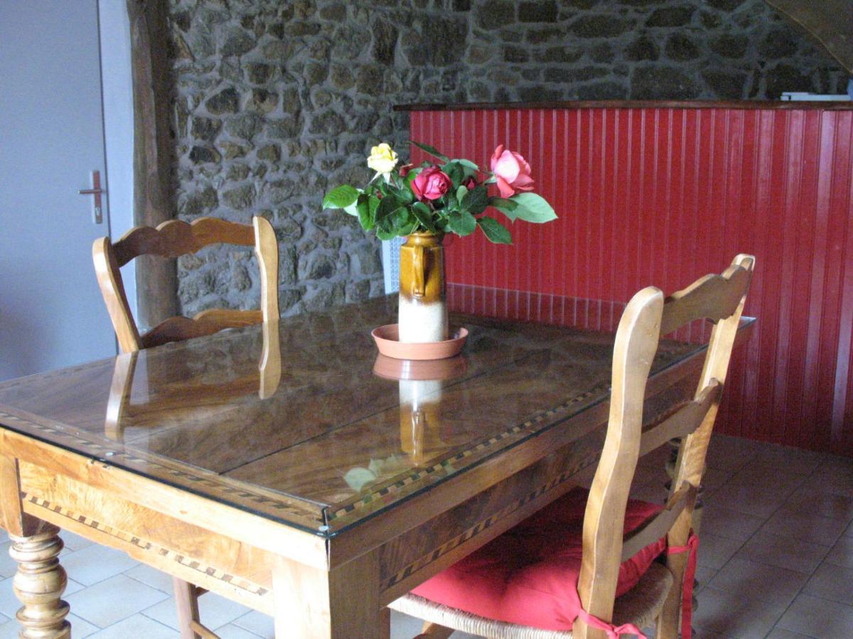 ホテル Domaine Des Gardette Vaux-en-Beaujolais エクステリア 写真